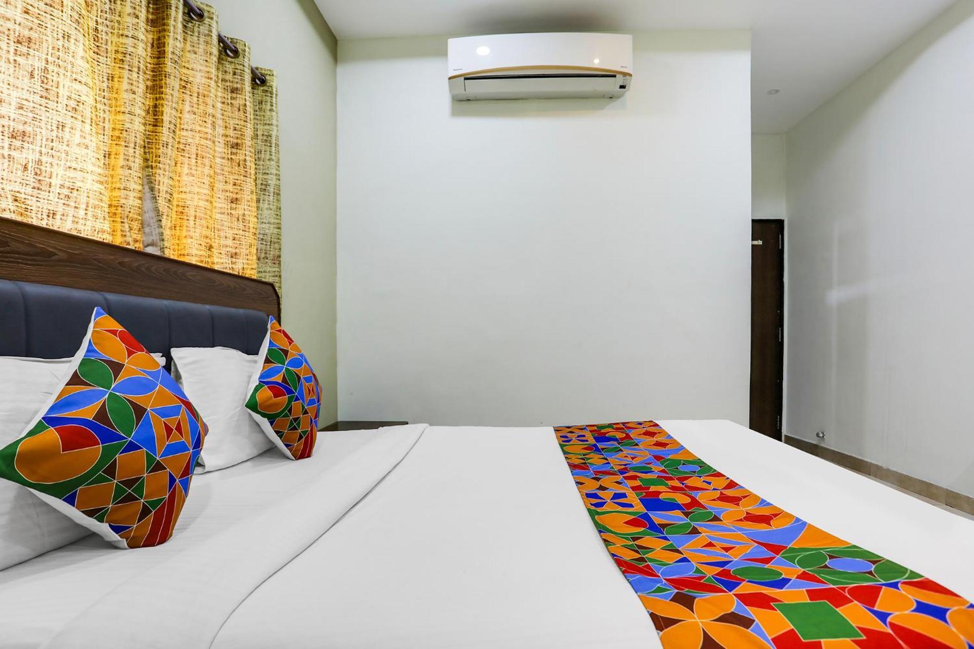Fabhotel Johar Inn Rāipur エクステリア 写真