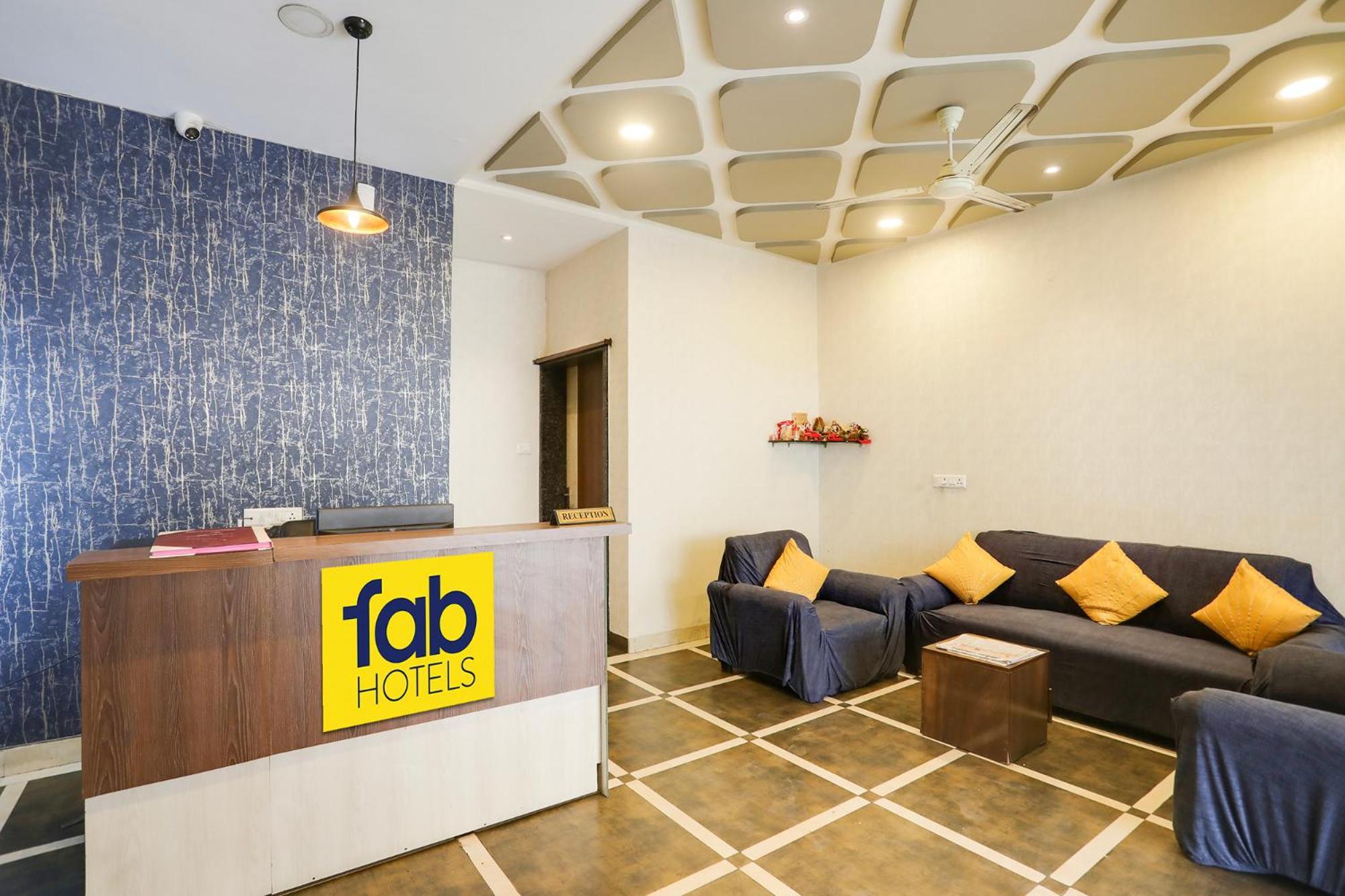 Fabhotel Johar Inn Rāipur エクステリア 写真