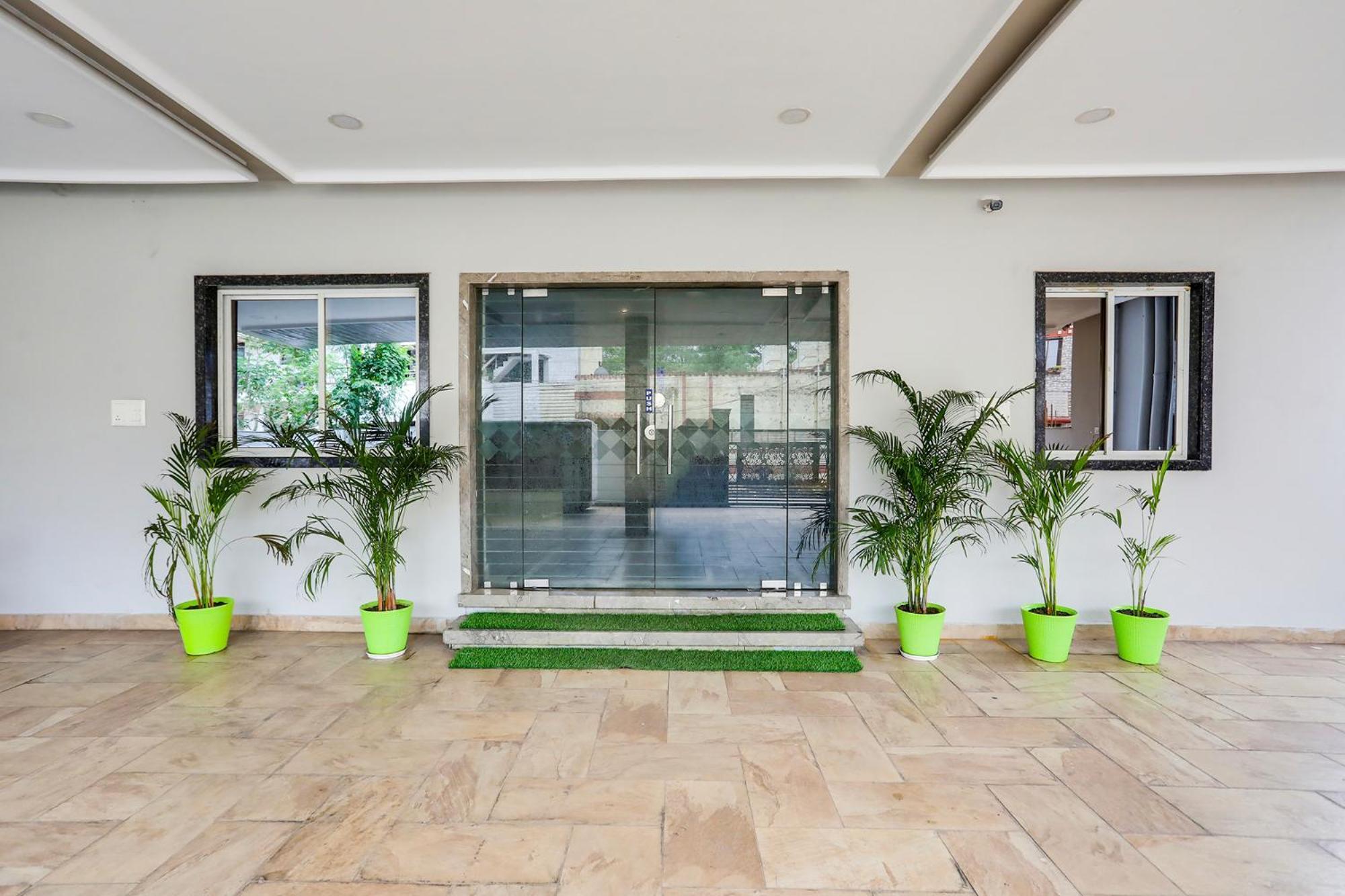 Fabhotel Johar Inn Rāipur エクステリア 写真