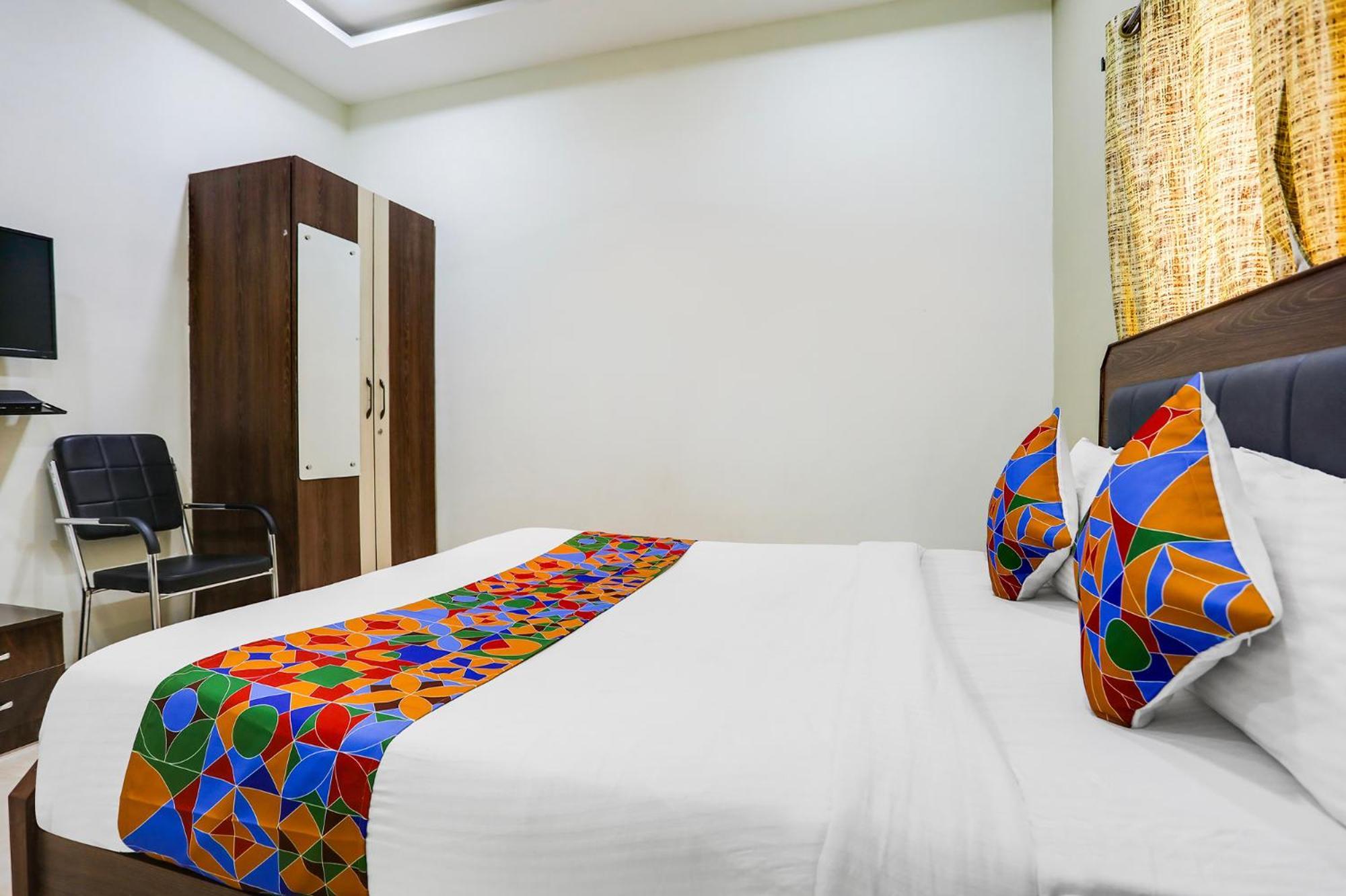 Fabhotel Johar Inn Rāipur エクステリア 写真
