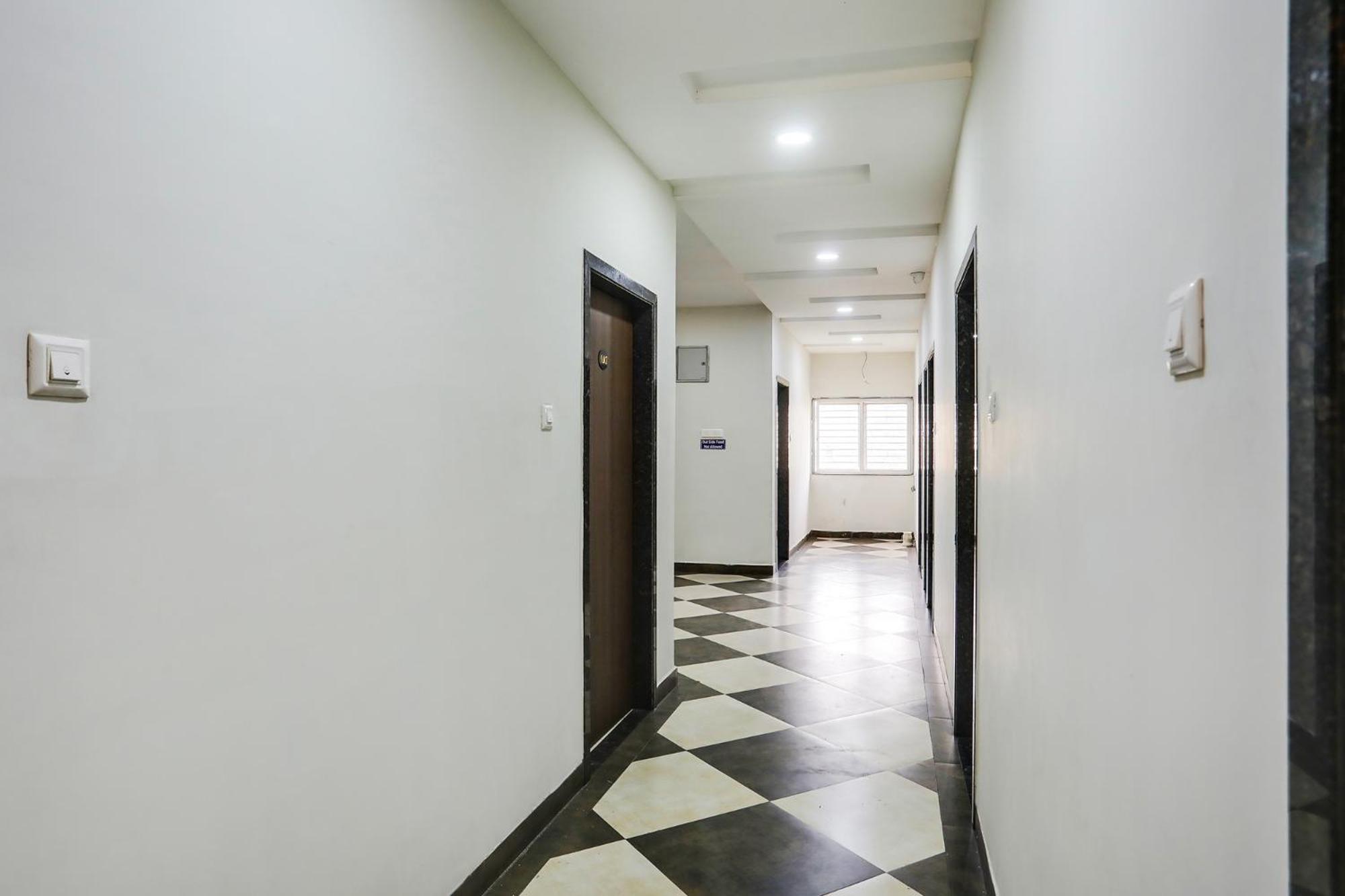 Fabhotel Johar Inn Rāipur エクステリア 写真